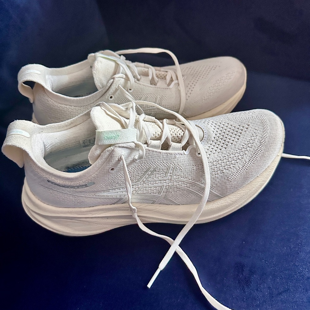 ASICS GEL-Nimbus 26